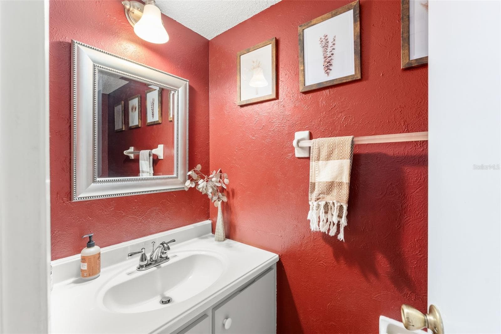 Single Family Residence at 228 S FOX CHASE PT, LONGWOOD, photo 27 of 51
