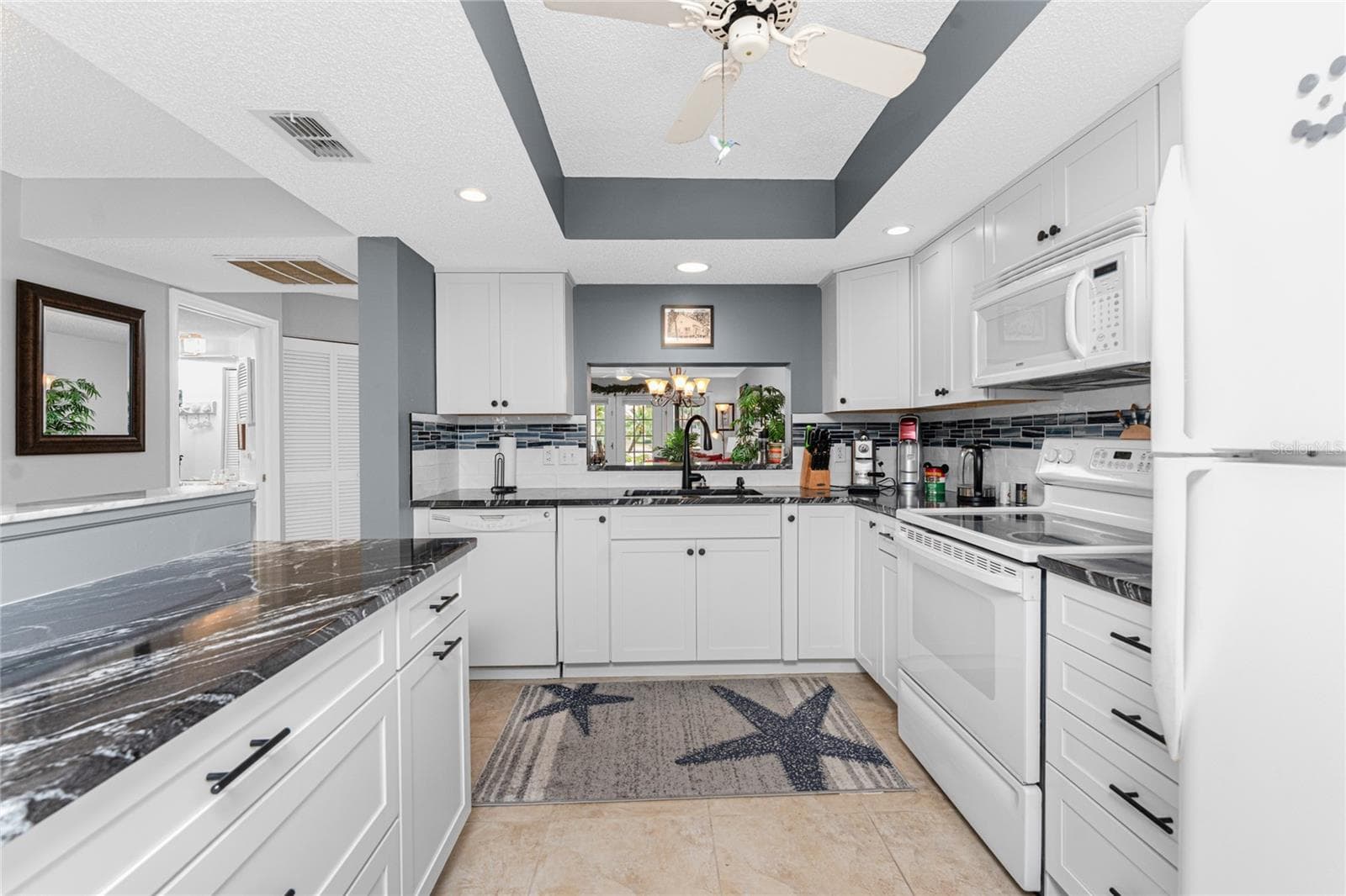 Condominium at 511 PINE HOLLOW CIR #511, ENGLEWOOD, photo 11 of 68