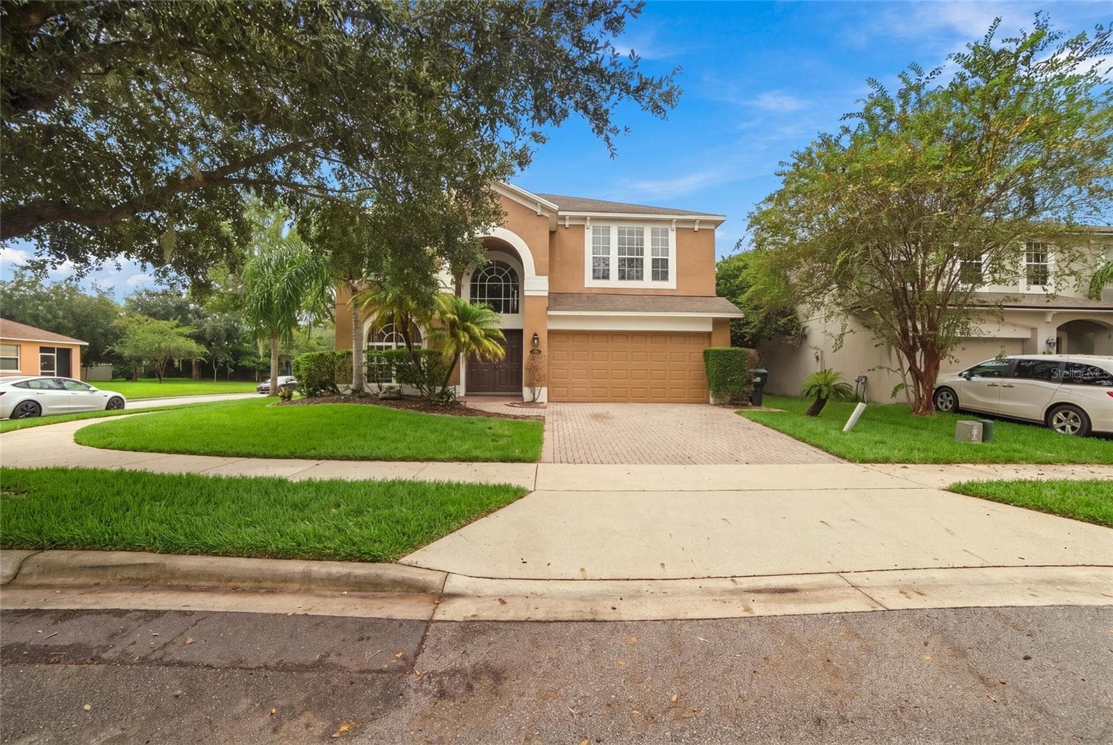 Single Family Residence at 12805 MOSS PARK RIDGE DR, ORLANDO, photo 2 of 40