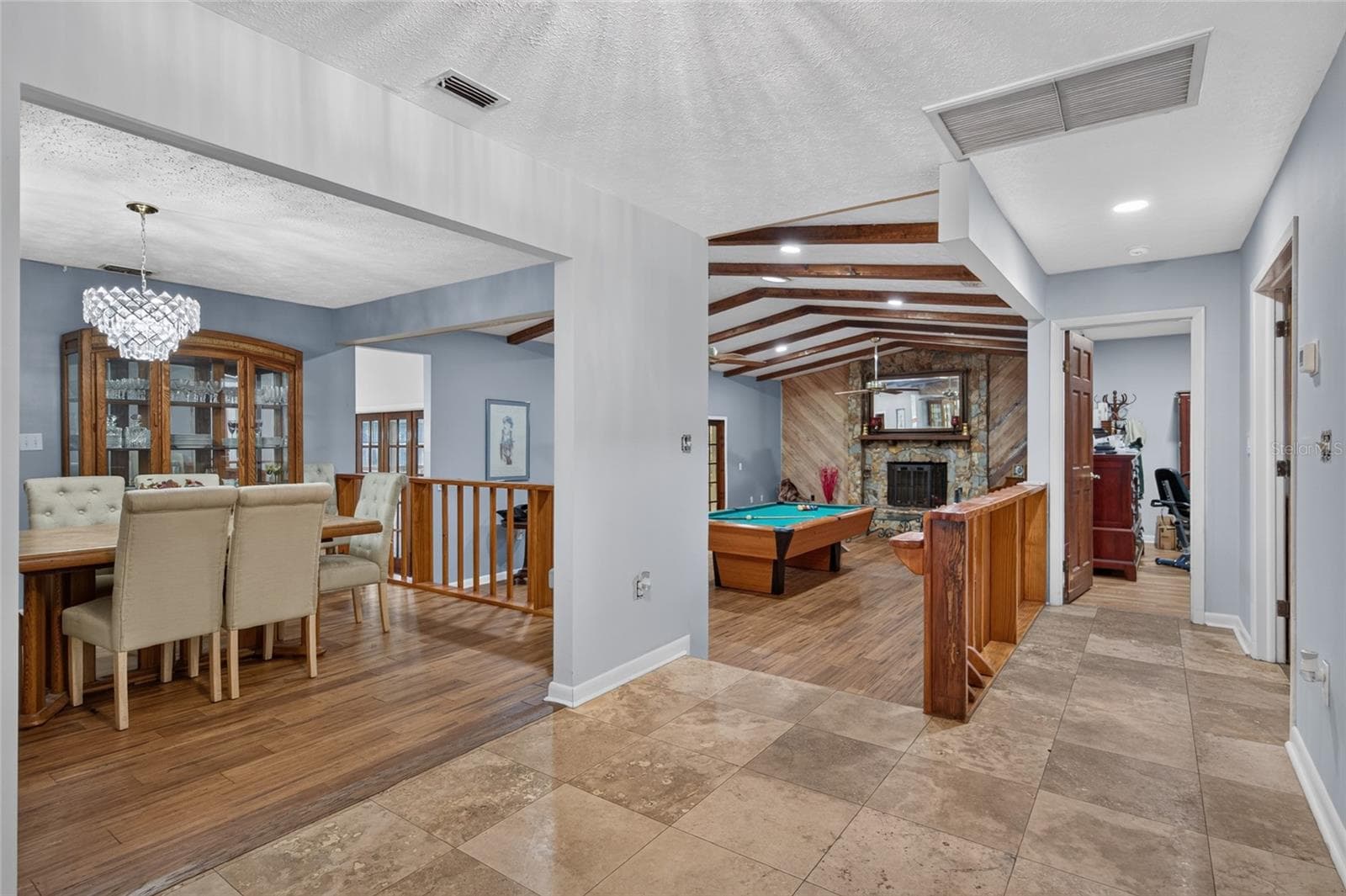 Single Family Residence at 531 GARRARD DR, TEMPLE TERRACE, photo 5 of 51