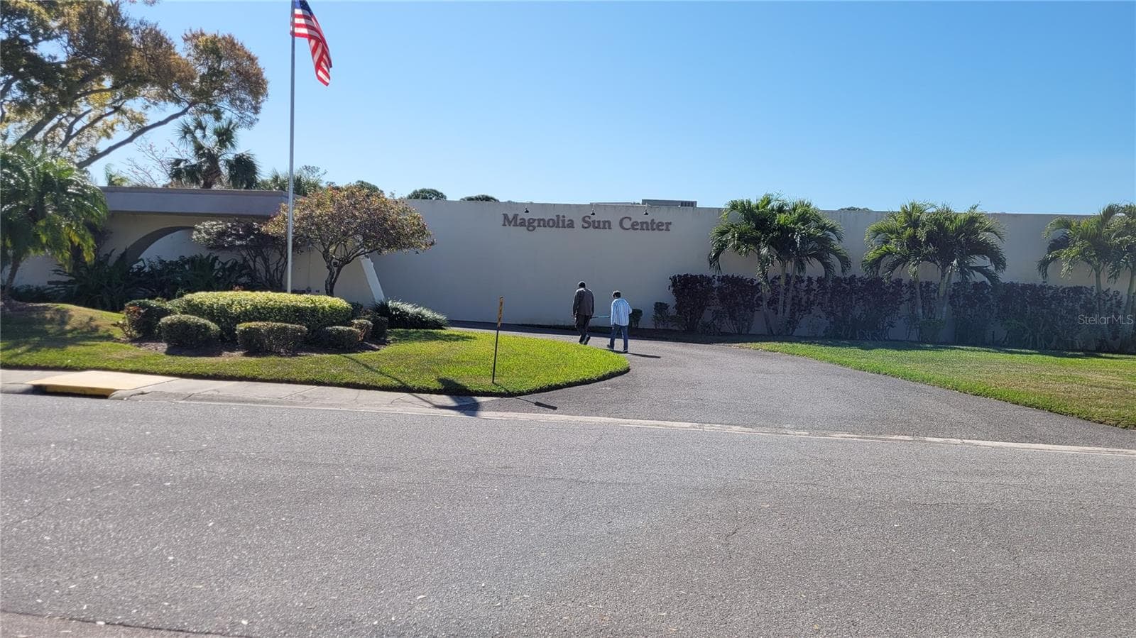 Main clubhouse with pool, spa, billiard room, meeting rooms, library - 5969 TERRACE PARK DR N #305, ST PETERSBURG