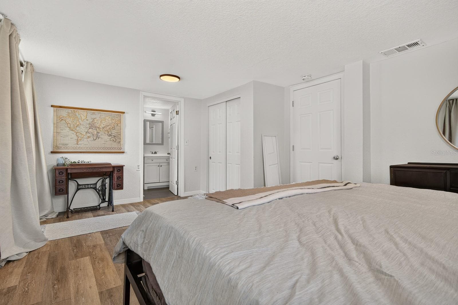 Single Family Residence at 1806 E MCBERRY ST, TAMPA, photo 24 of 35