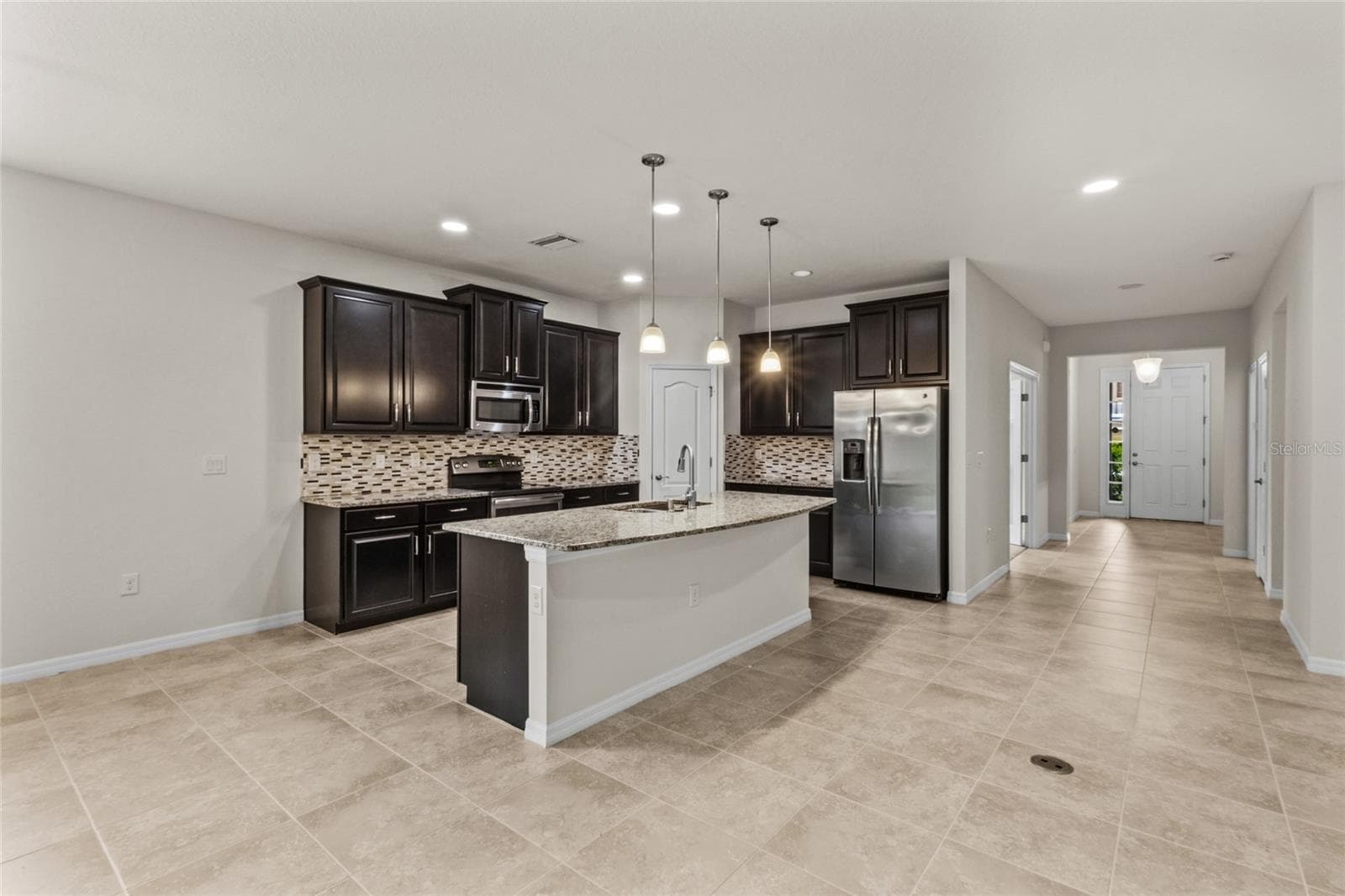 Single Family Residence at 2924 ORIOLE DR, SARASOTA, photo 11 of 43