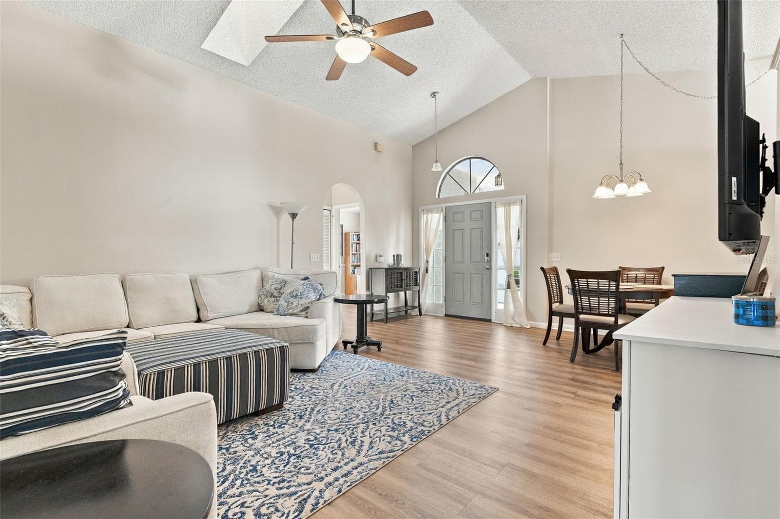 Single Family Residence at 2039 INGE CT, APOPKA, photo 2 of 52