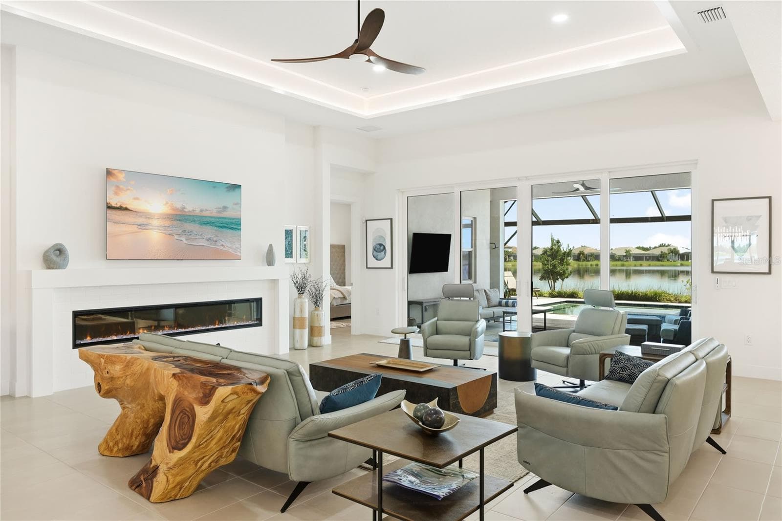 Single Family Residence at 8035 WATERBEND TRL, SARASOTA, photo 12 of 97