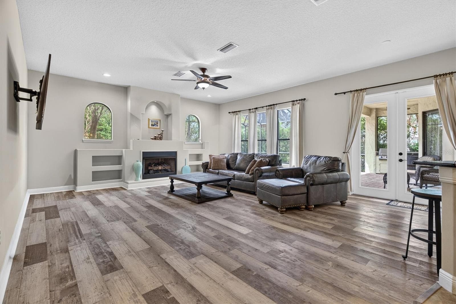 Single Family Residence at 100 VIA ROSA CT, DEBARY, photo 16 of 52