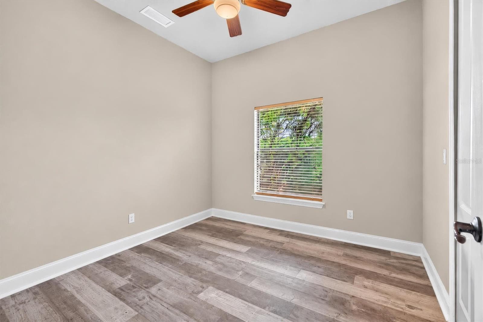 Single Family Residence at 100 VIA ROSA CT, DEBARY, photo 34 of 52
