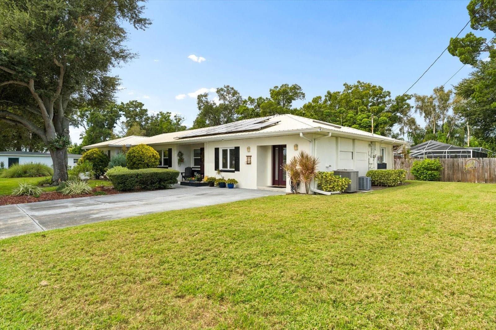 Single Family Residence at 400 N CORONA AVE, CLEARWATER, photo 2 of 41