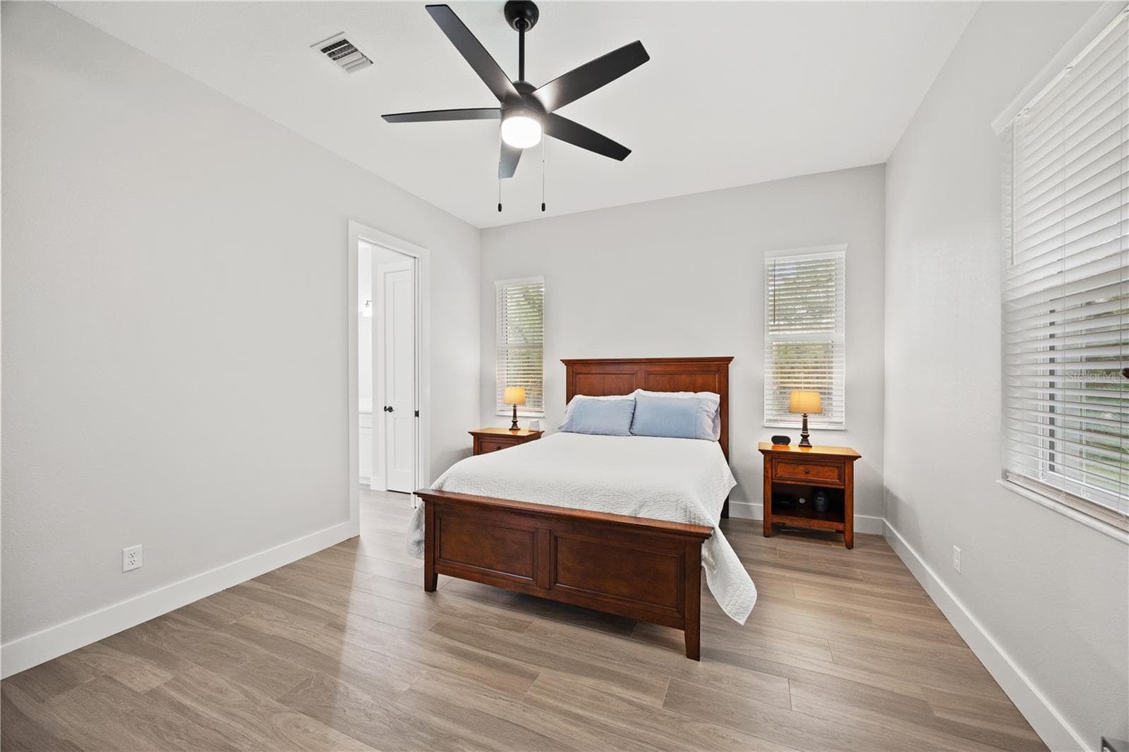 Single Family Residence at 400 S MOON DR, VENICE, photo 24 of 42