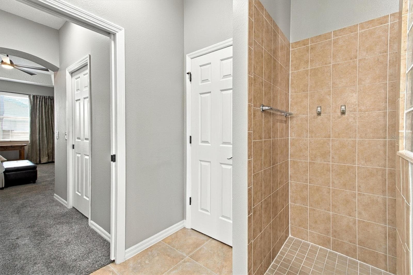Single Family Residence at 2701 DAFFODIL CT, THE VILLAGES, photo 22 of 43