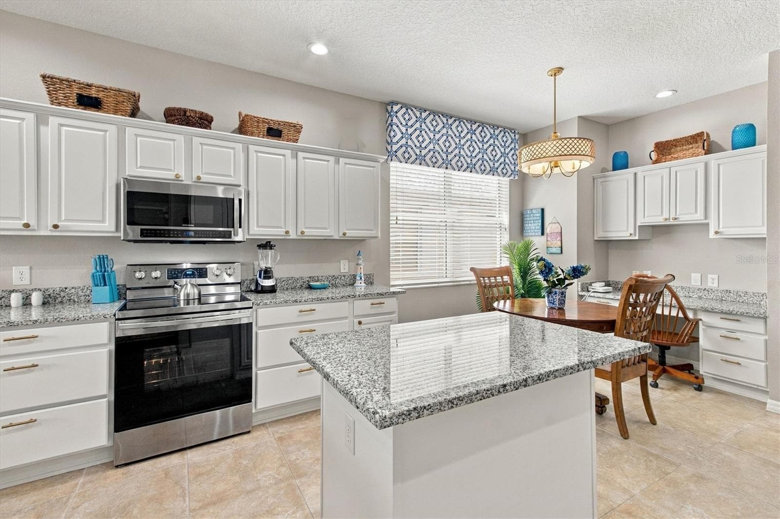 Single Family Residence at 2701 DAFFODIL CT, THE VILLAGES, photo 31 of 43