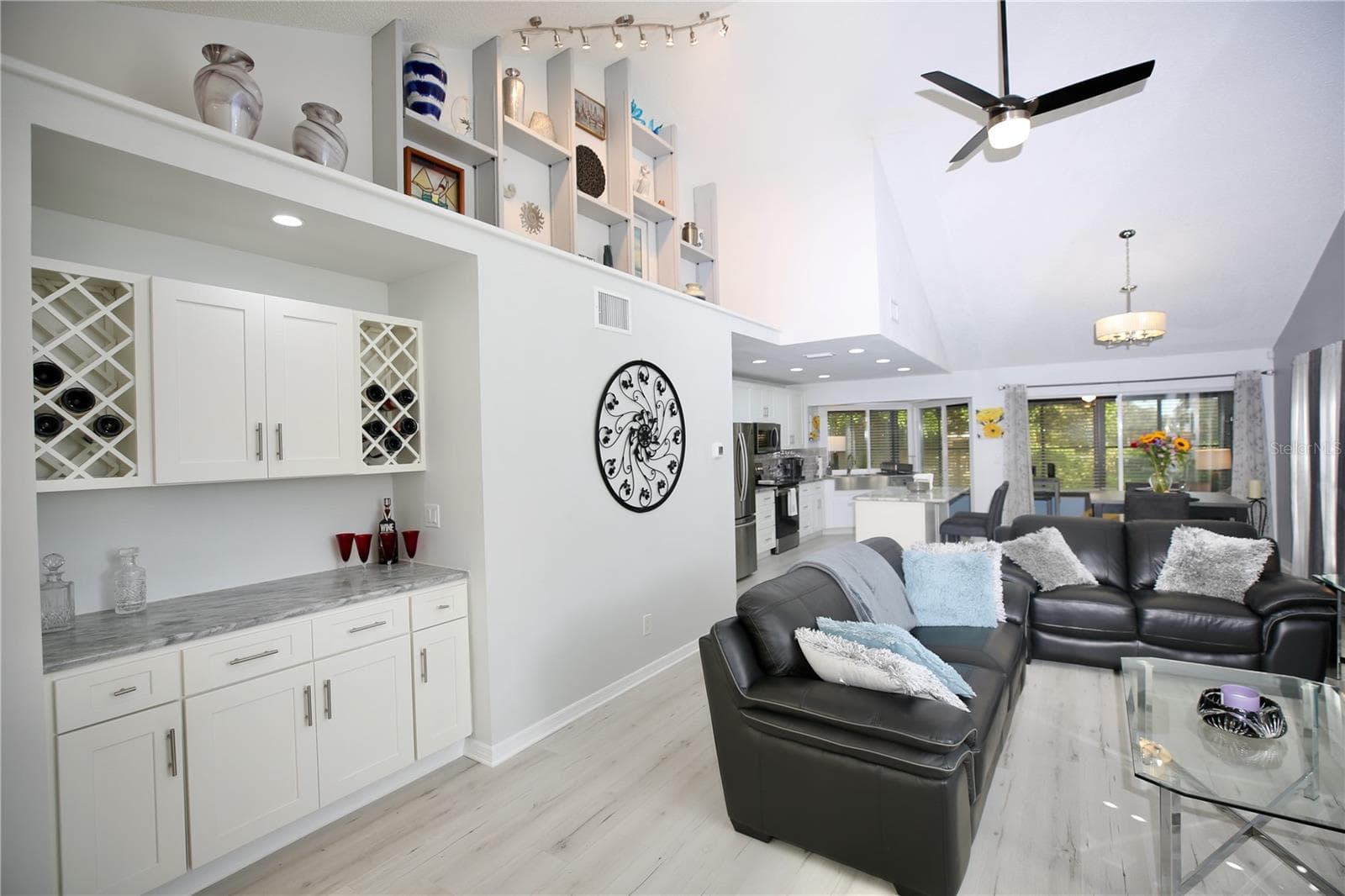 view at the entry - 3540 COUNTRYBROOK LN #16, PALM HARBOR