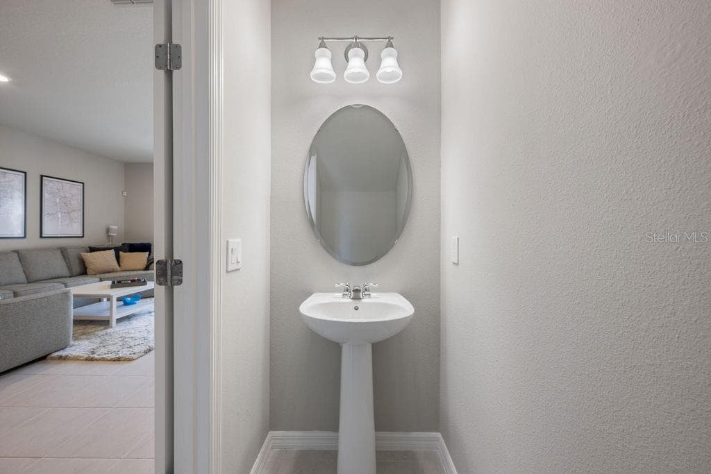 Townhouse at 3954 PLAINVIEW DR, ORLANDO, photo 15 of 30