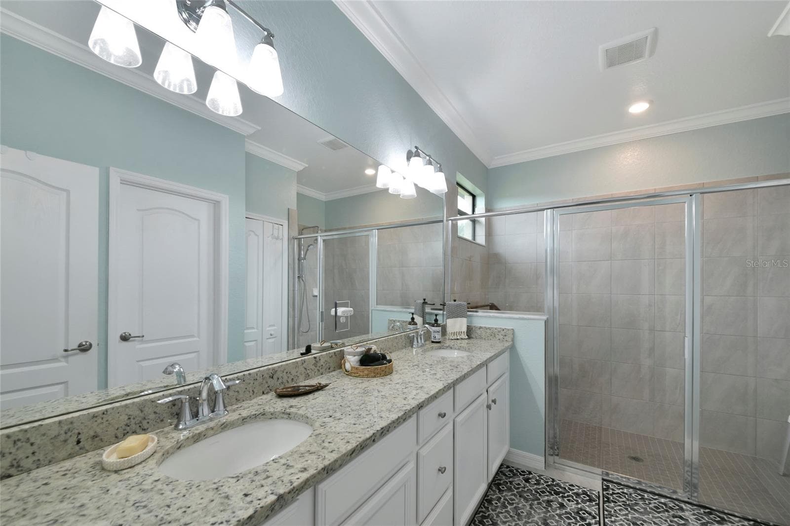 Single Family Residence at 4761 ROYAL DORNOCH CIR, BRADENTON, photo 28 of 36