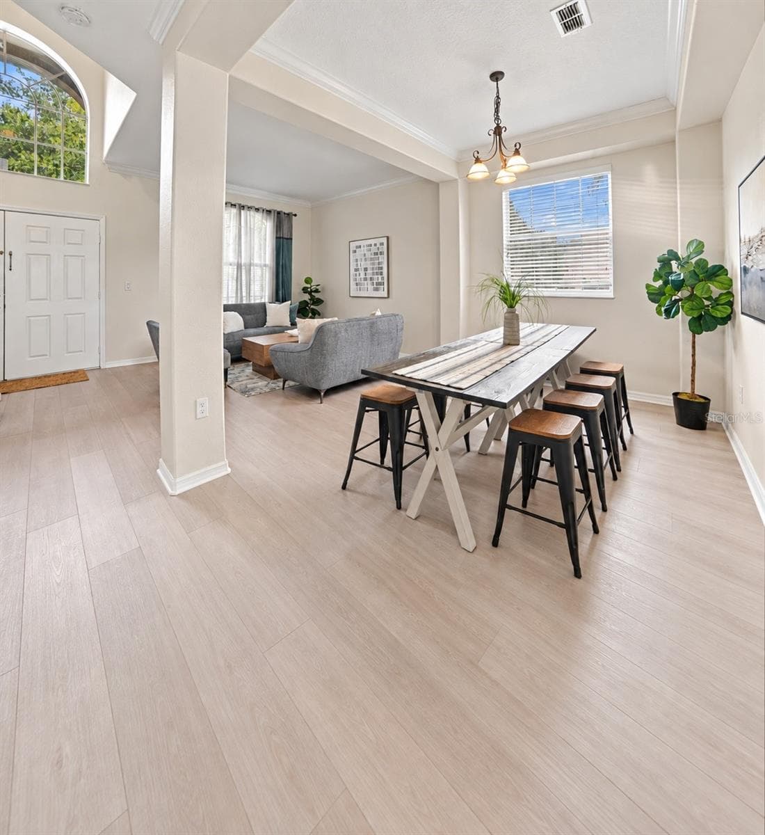 Single Family Residence at 12805 MOSS PARK RIDGE DR, ORLANDO, photo 5 of 40
