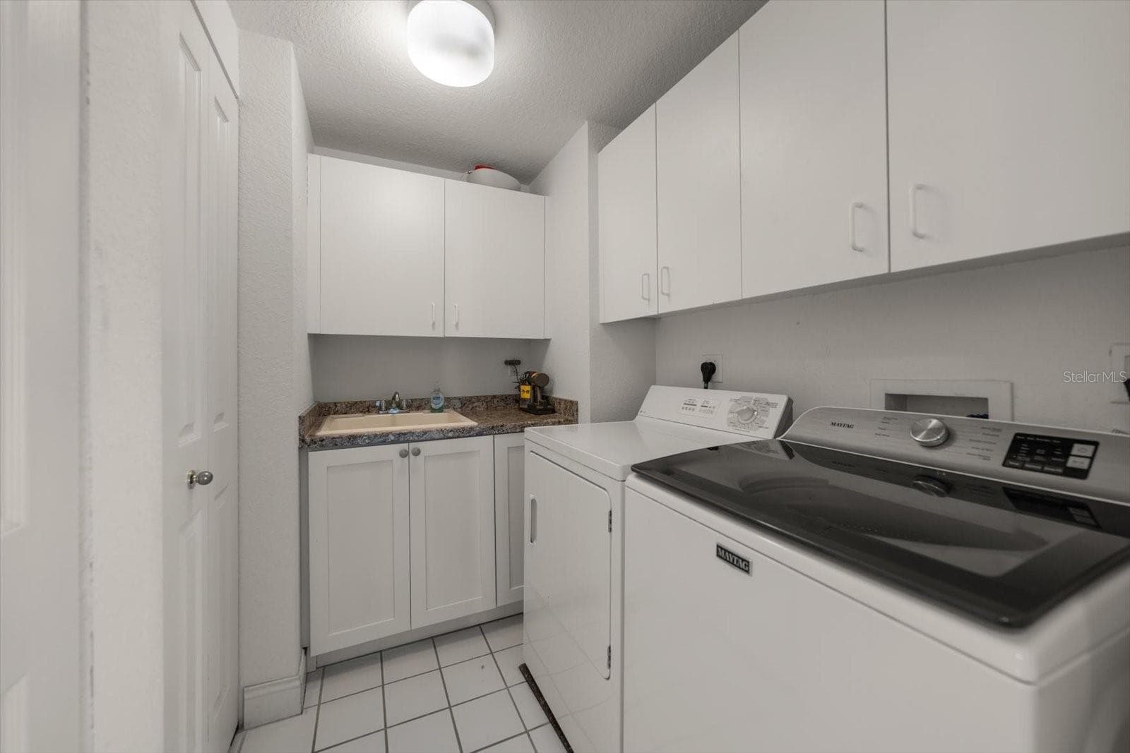 Condominium at 1170 GULF BLVD #1605, CLEARWATER, photo 42 of 95