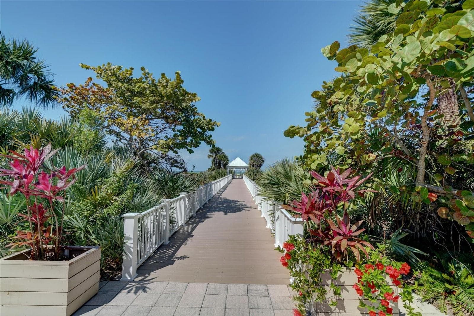 Condominium at 1170 GULF BLVD #1605, CLEARWATER, photo 55 of 95