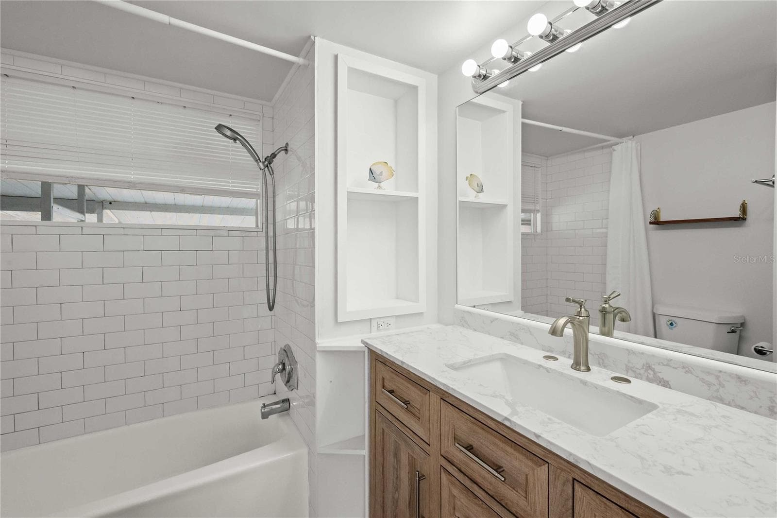 Mobile Home at 37234 CAROL AVE, ZEPHYRHILLS, photo 16 of 43