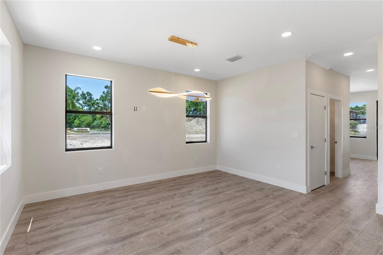 Townhouse at 8405 MODANO PL, TAMPA, photo 9 of 44
