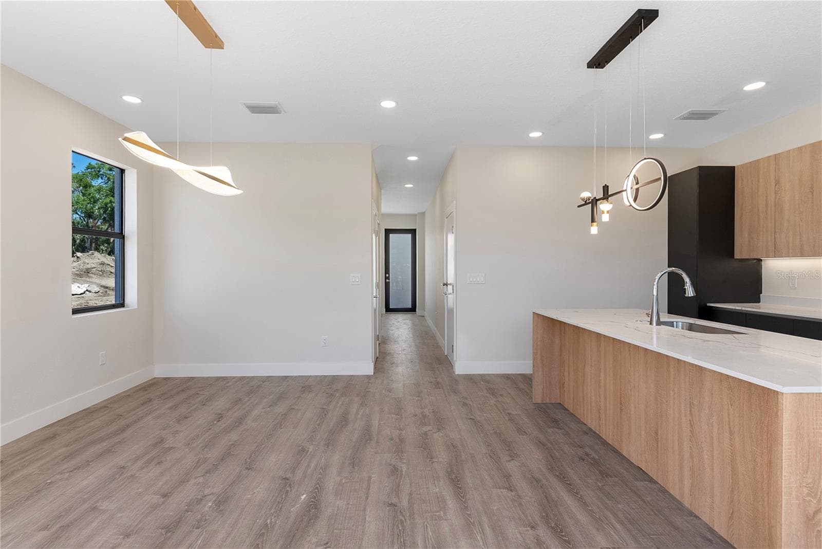 Townhouse at 8405 MODANO PL, TAMPA, photo 10 of 44