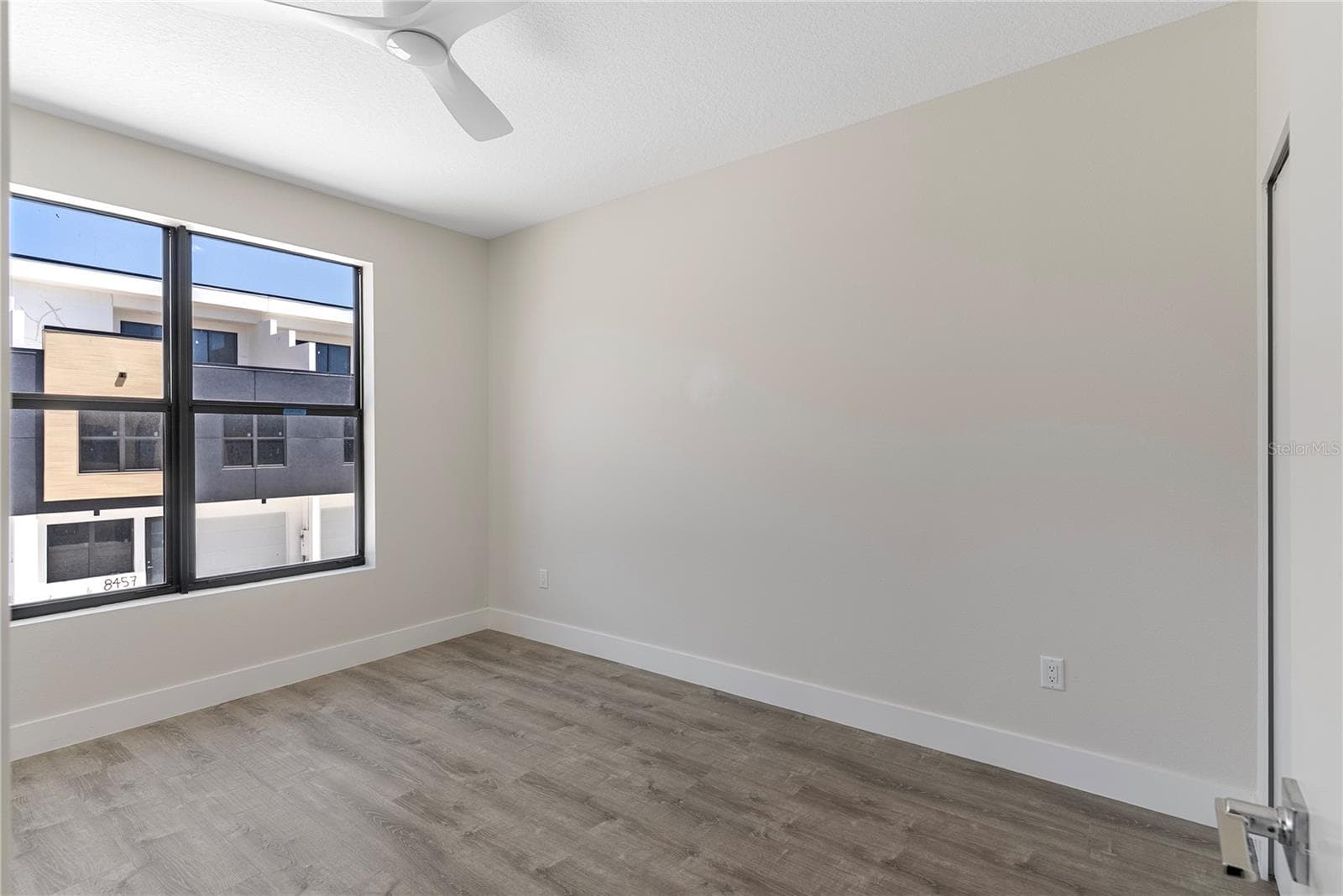 Townhouse at 8405 MODANO PL, TAMPA, photo 17 of 44