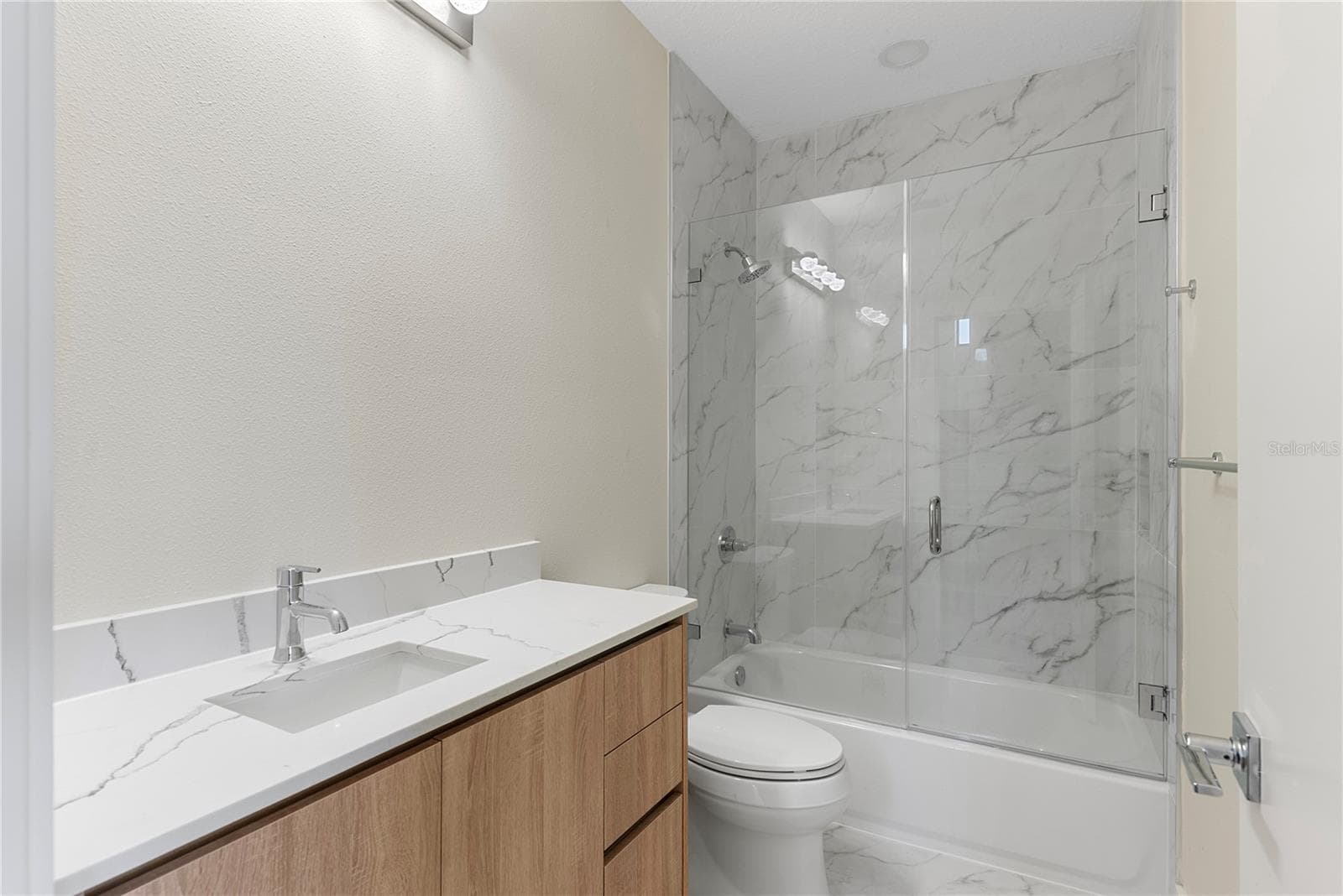 Townhouse at 8405 MODANO PL, TAMPA, photo 20 of 44
