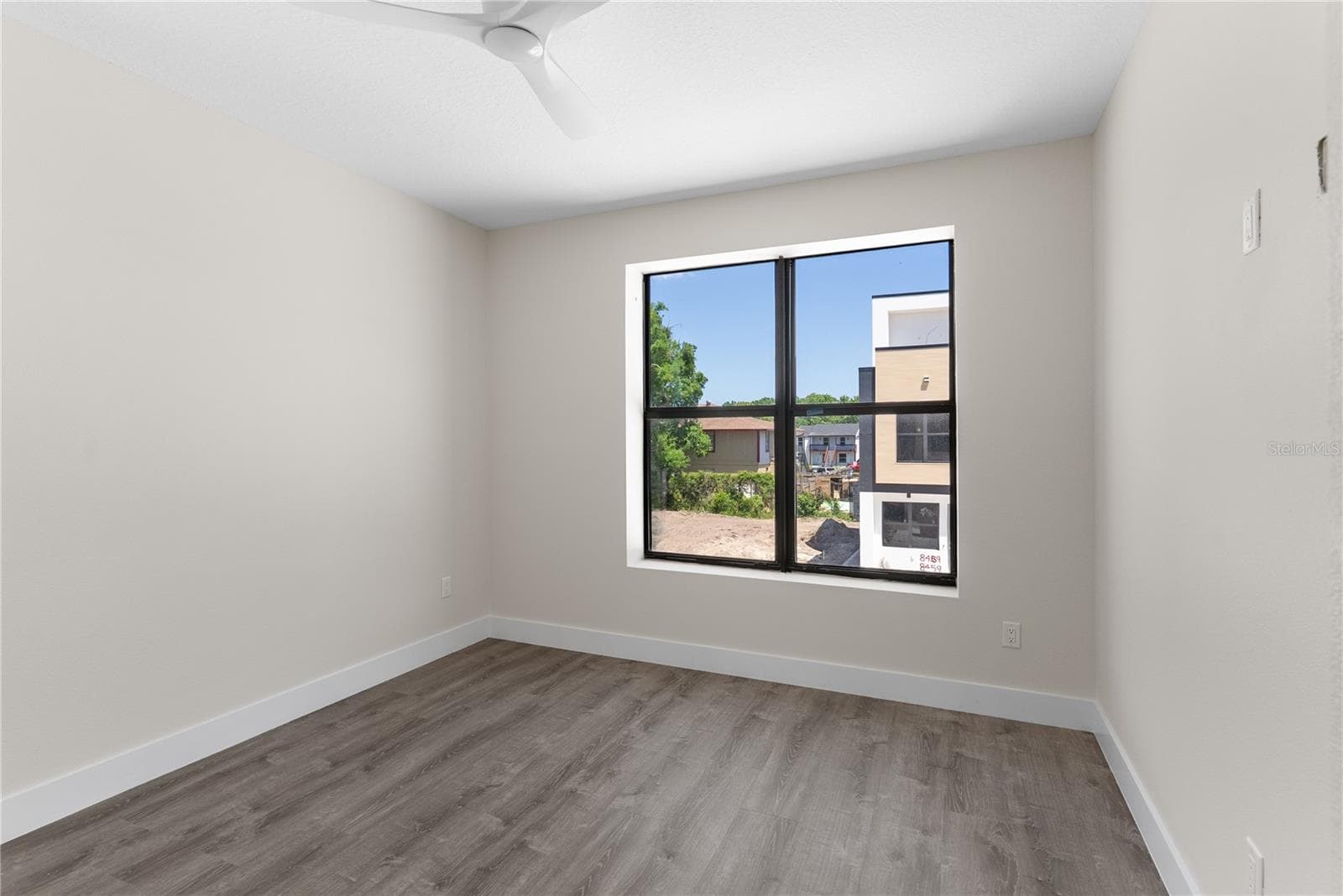 Townhouse at 8405 MODANO PL, TAMPA, photo 24 of 44