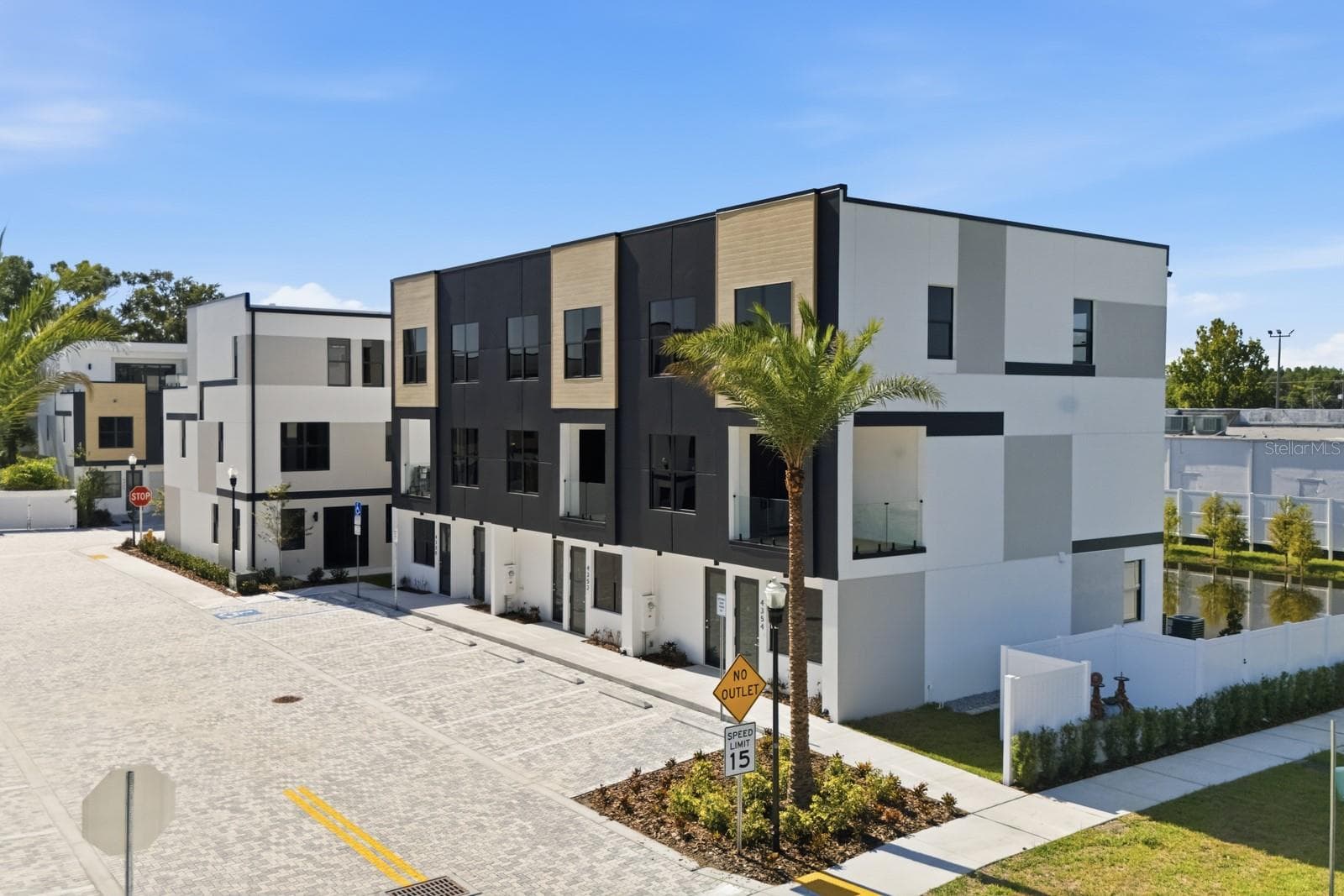 Townhouse at 8405 MODANO PL, TAMPA, photo 42 of 44