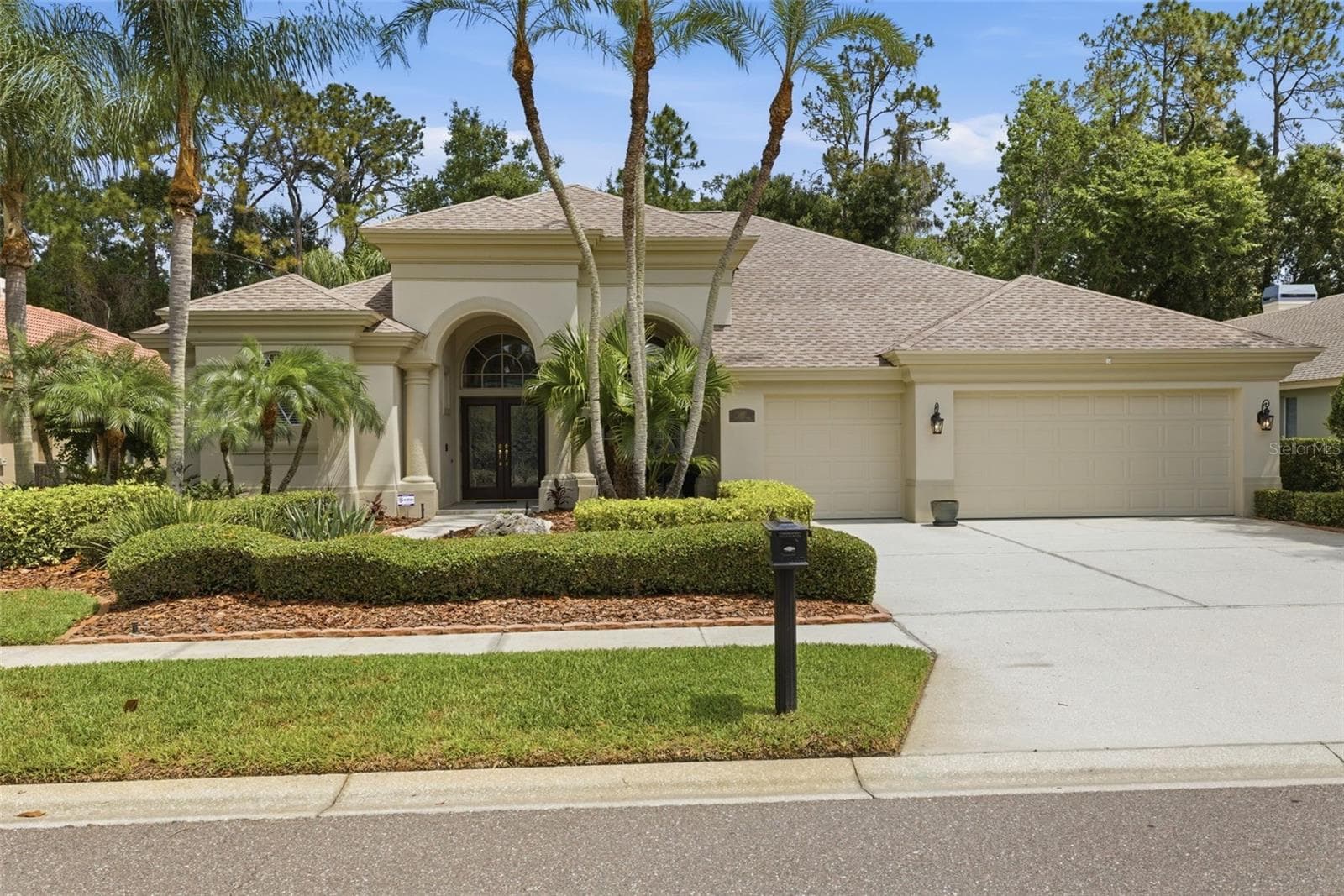2887 GREY OAKS BLVD