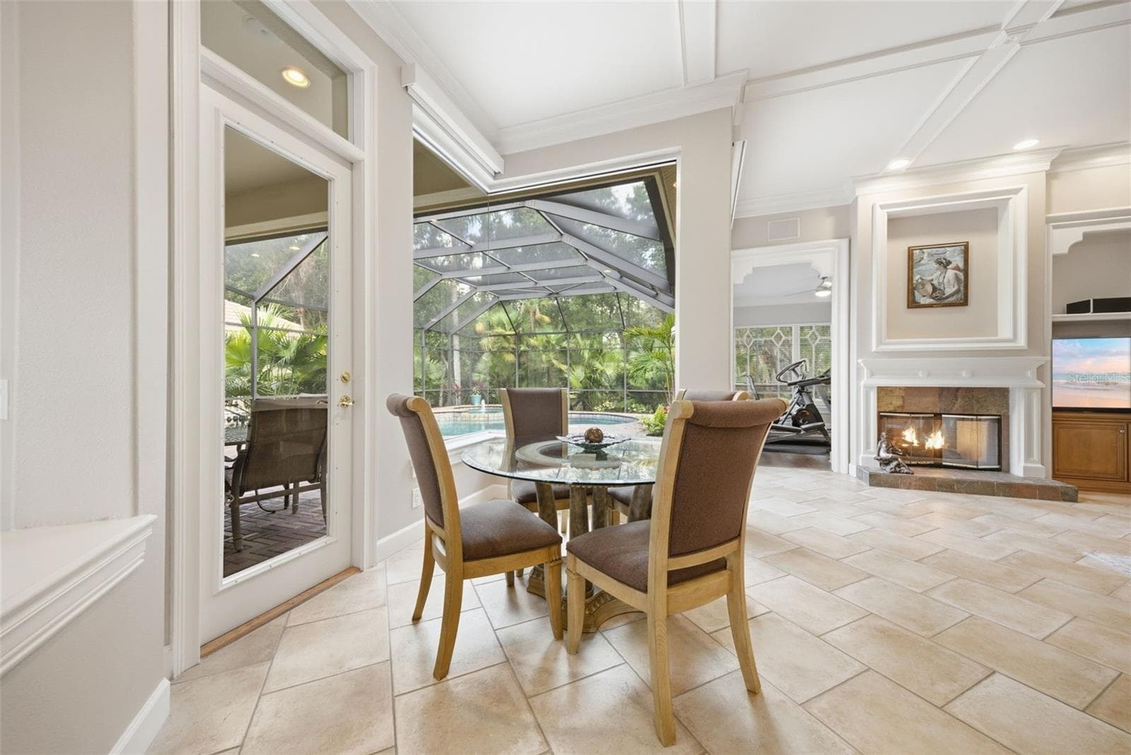 Breakfast nook overlooking pool and private yard - 2887 GREY OAKS BLVD, TARPON SPRINGS