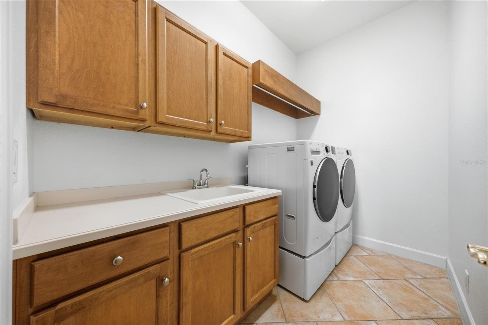 Spacious laundry room - 2887 GREY OAKS BLVD, TARPON SPRINGS