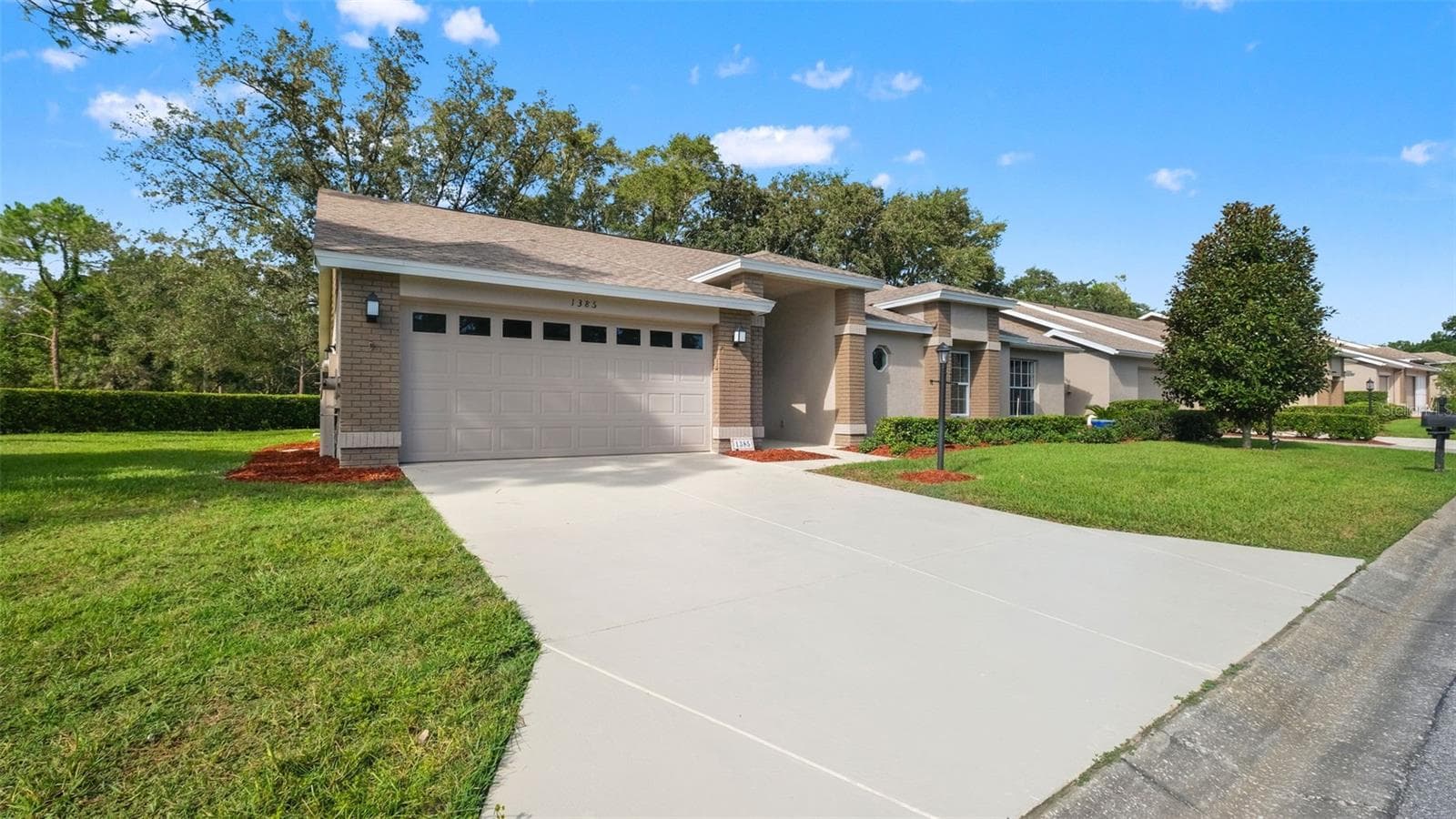 Villa at 1385 SUMMERWOOD CT, SPRING HILL, photo 4 of 61