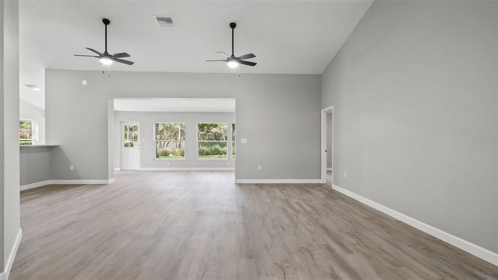 Villa at 1385 SUMMERWOOD CT, SPRING HILL, photo 10 of 61