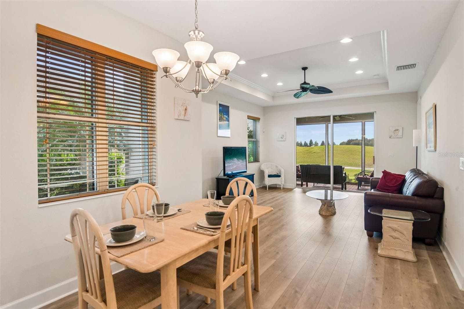 Villa at 718 CHIPPER DR, SUN CITY CENTER, photo 9 of 92