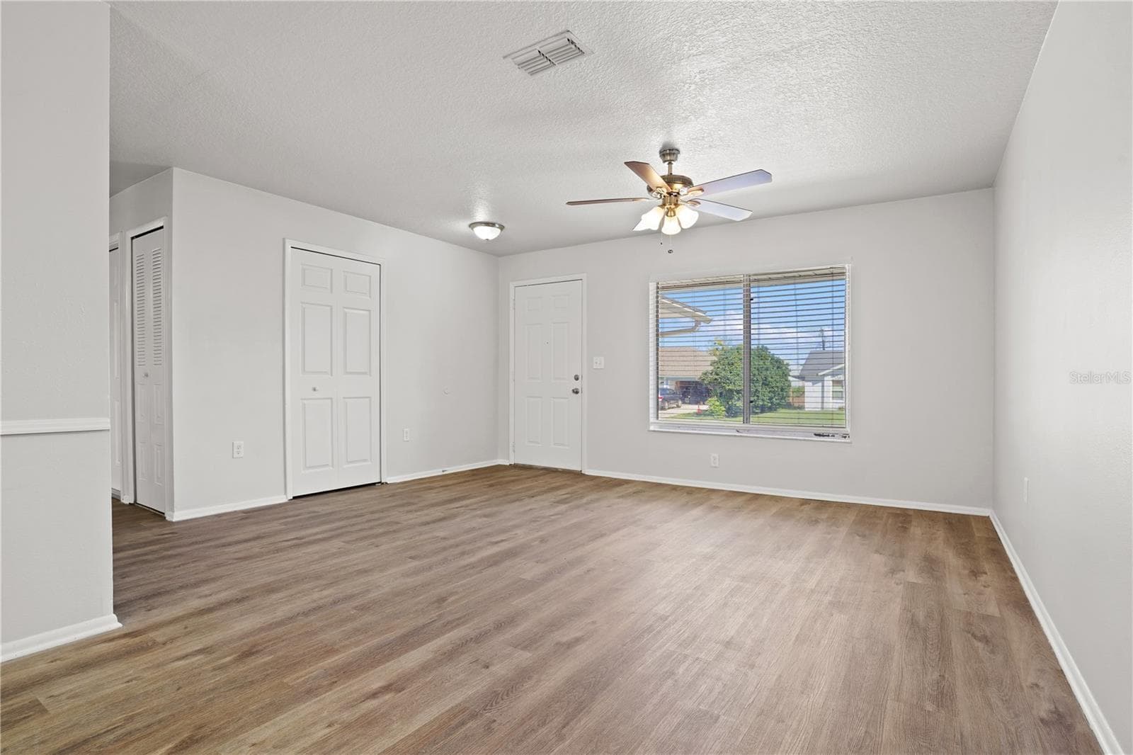 Single Family Residence at 2673 WINDSOR HEIGHTS ST, DELTONA, photo 8 of 37