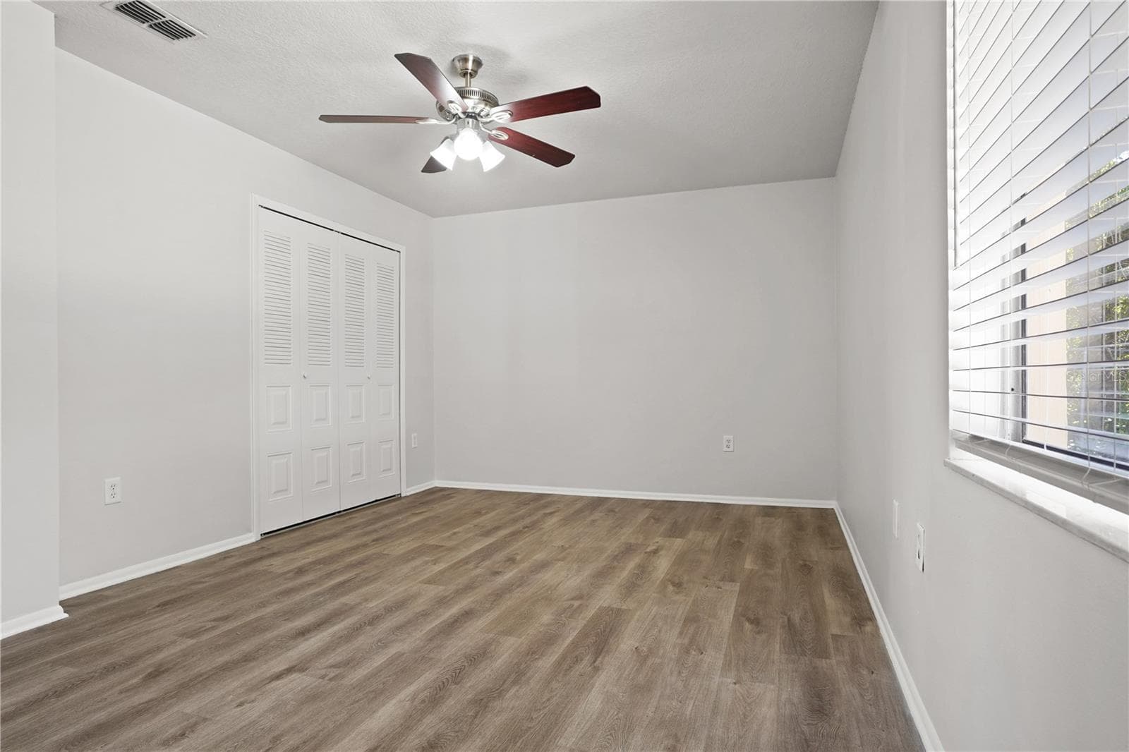 Single Family Residence at 2673 WINDSOR HEIGHTS ST, DELTONA, photo 18 of 37