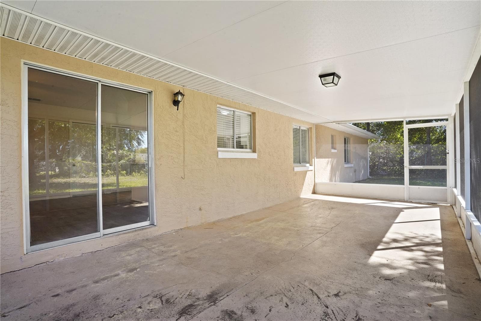 Single Family Residence at 2673 WINDSOR HEIGHTS ST, DELTONA, photo 28 of 37