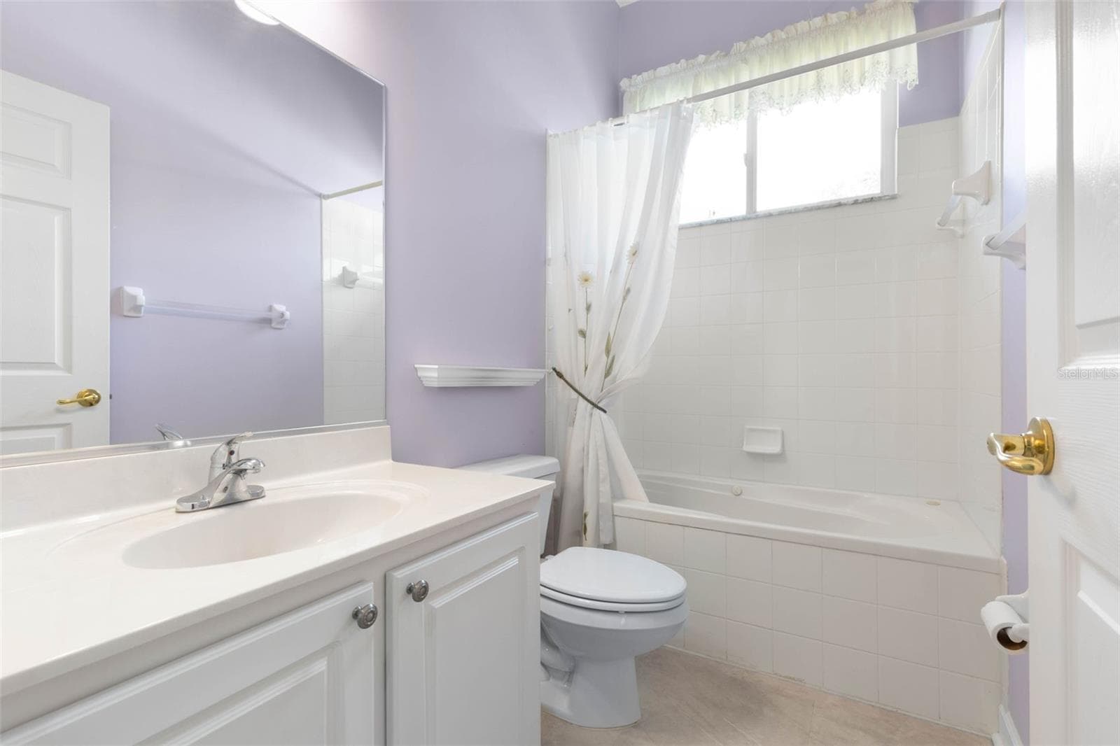 Single Family Residence at 1128 GLENGAD RUN, ORMOND BEACH, photo 32 of 98