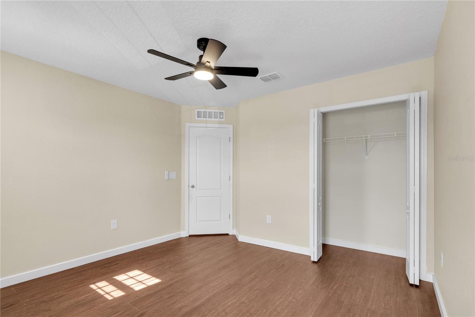 Single Family Residence at 17104 GOLDCREST LOOP, CLERMONT, photo 31 of 61