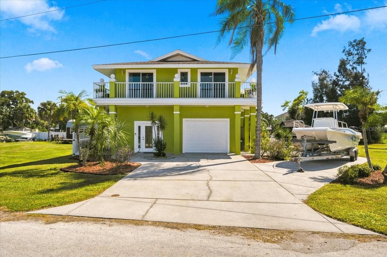 Single Family Residence at 6744 SEAVIEW BLVD, HUDSON, photo 11 of 92