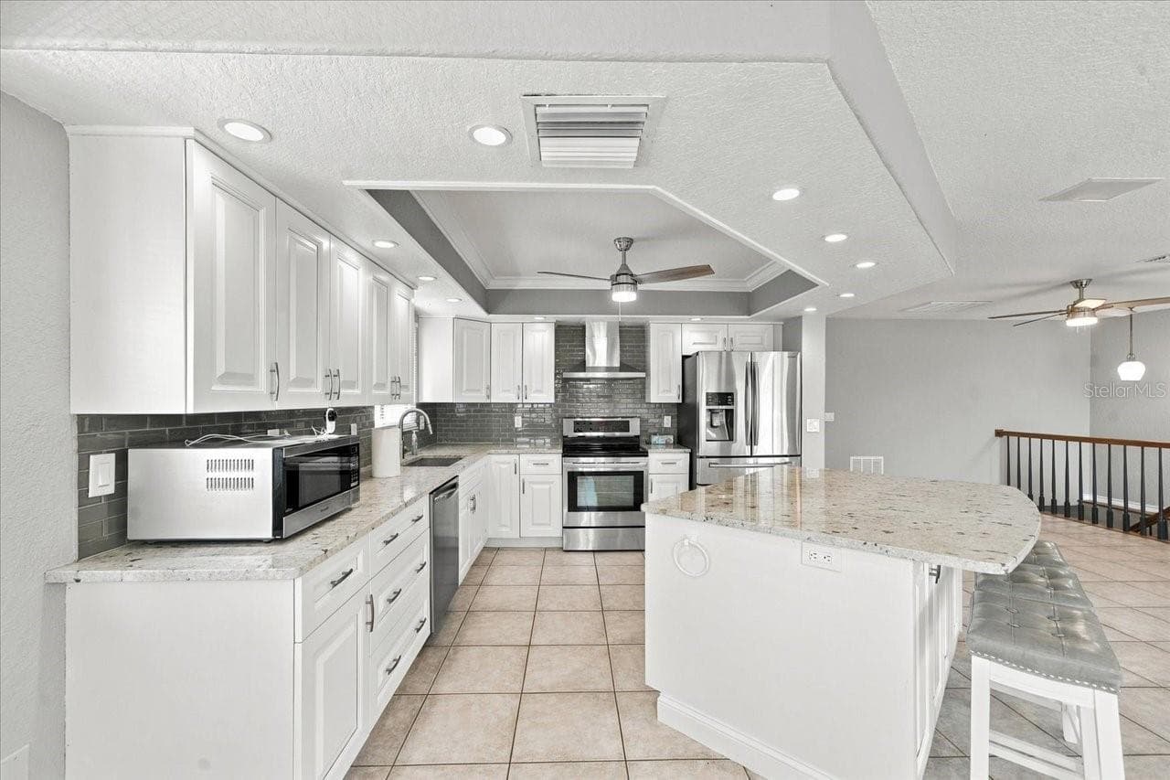 Single Family Residence at 6744 SEAVIEW BLVD, HUDSON, photo 15 of 92