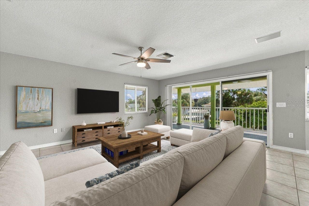 Virtually staged - 6744 SEAVIEW BLVD, HUDSON