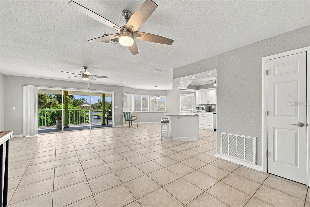 dining room/living room/open kitchen concept - 6744 SEAVIEW BLVD, HUDSON
