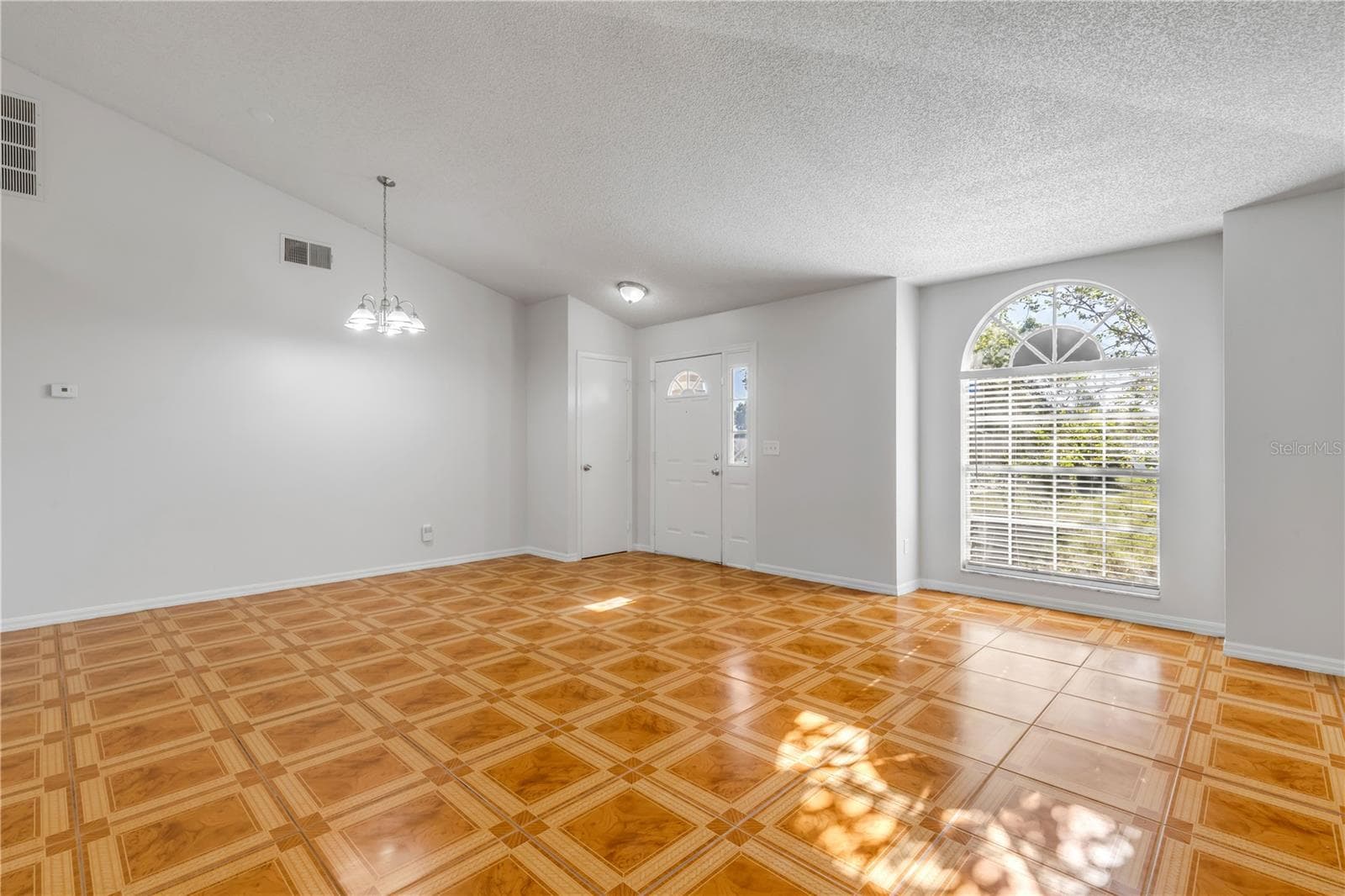 Single Family Residence at 6772 CALLIE RD, ORLANDO, photo 8 of 29