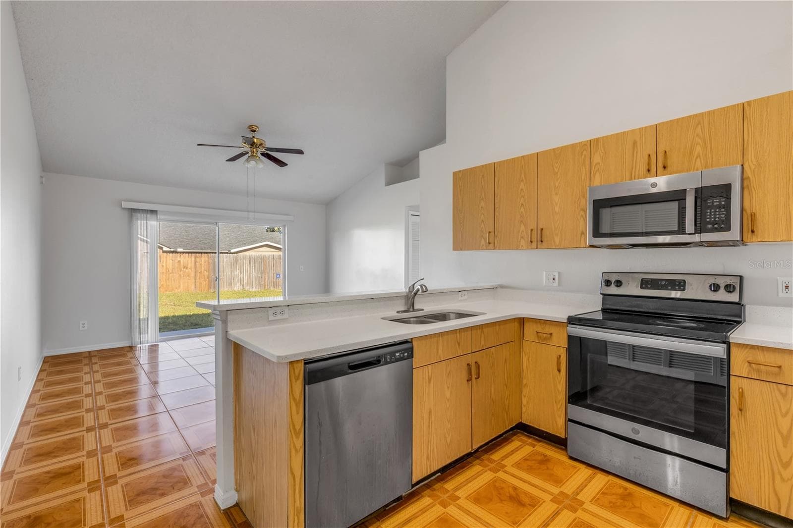 Single Family Residence at 6772 CALLIE RD, ORLANDO, photo 12 of 29