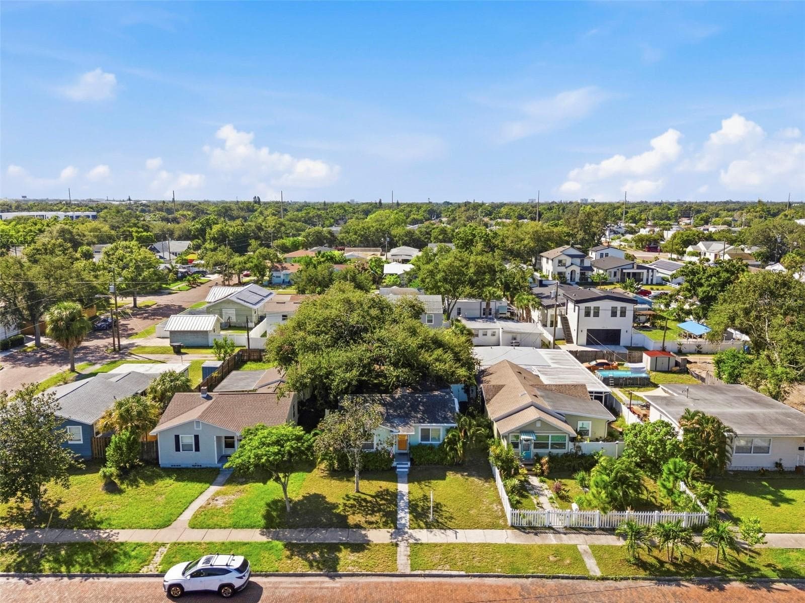 Single Family Residence at 3820 BURLINGTON AVE N, ST PETERSBURG, photo 21 of 21