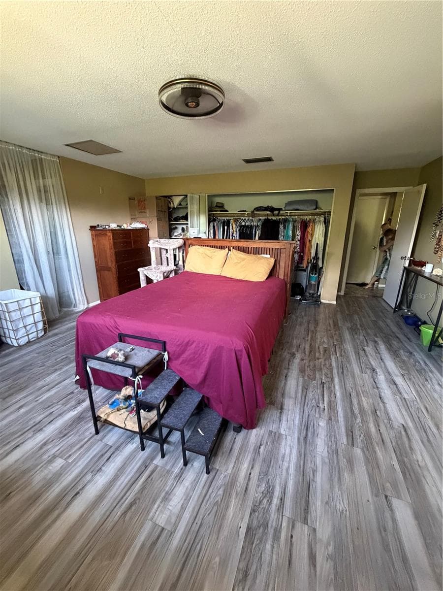 Master Bedroom - 34205 RADIO RD, LEESBURG