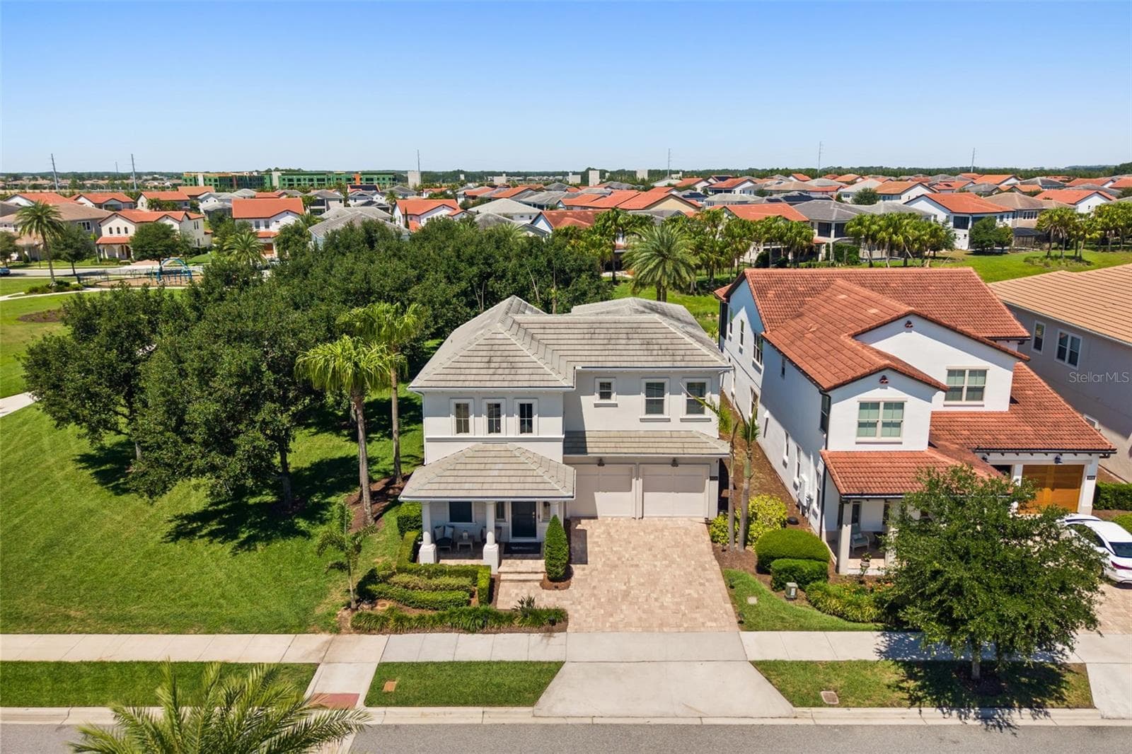 8836 LAKESHORE POINTE DR