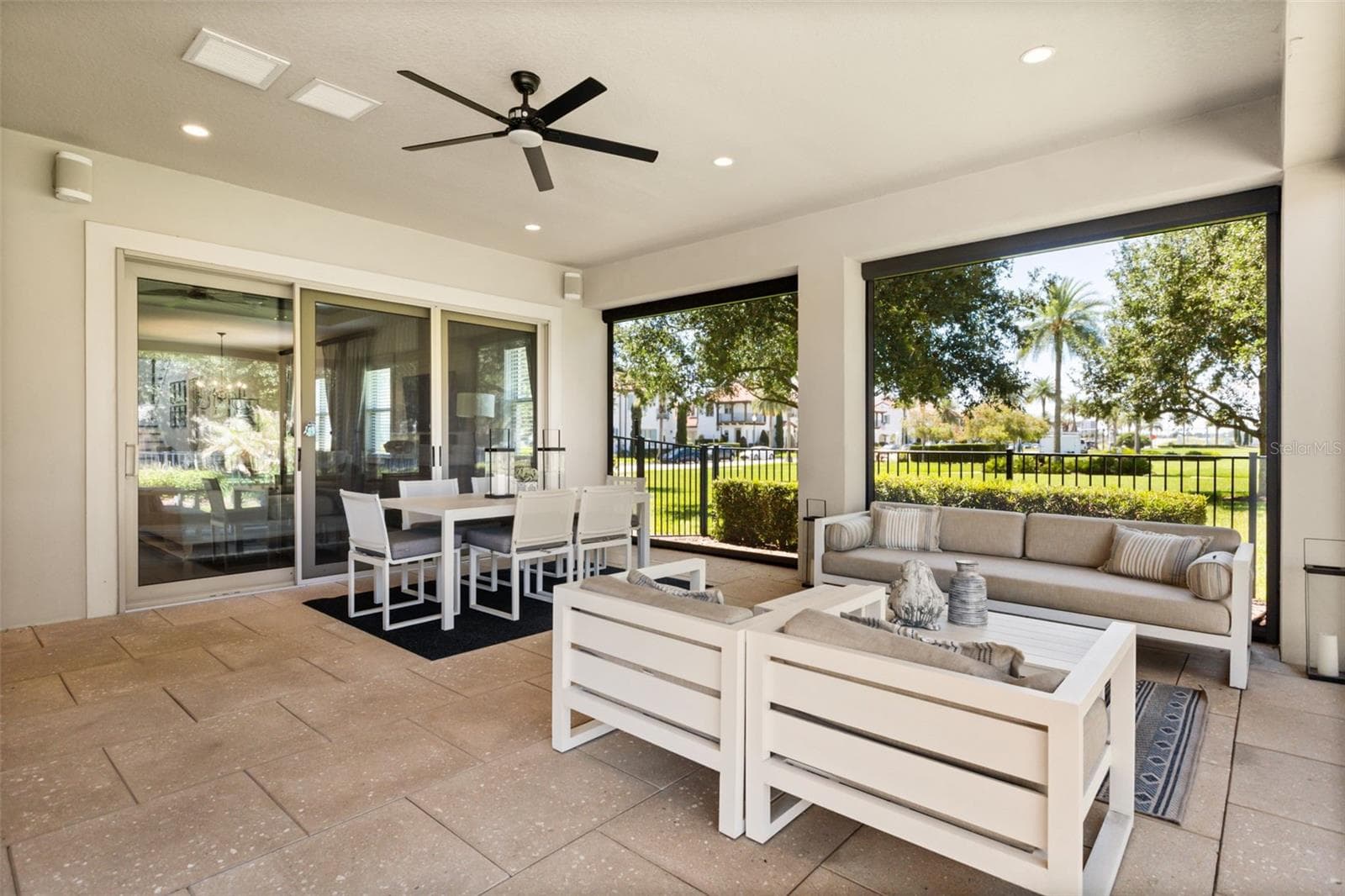 Single Family Residence at 8836 LAKESHORE POINTE DR, WINTER GARDEN, photo 44 of 52