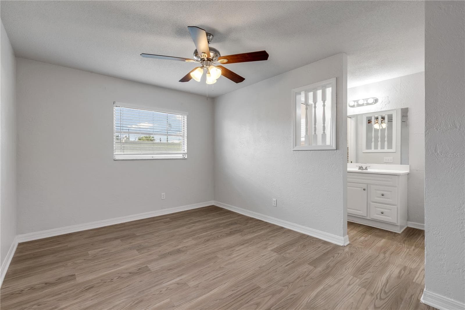 Single Family Residence at 1270 E FOWLER DR, DELTONA, photo 22 of 31